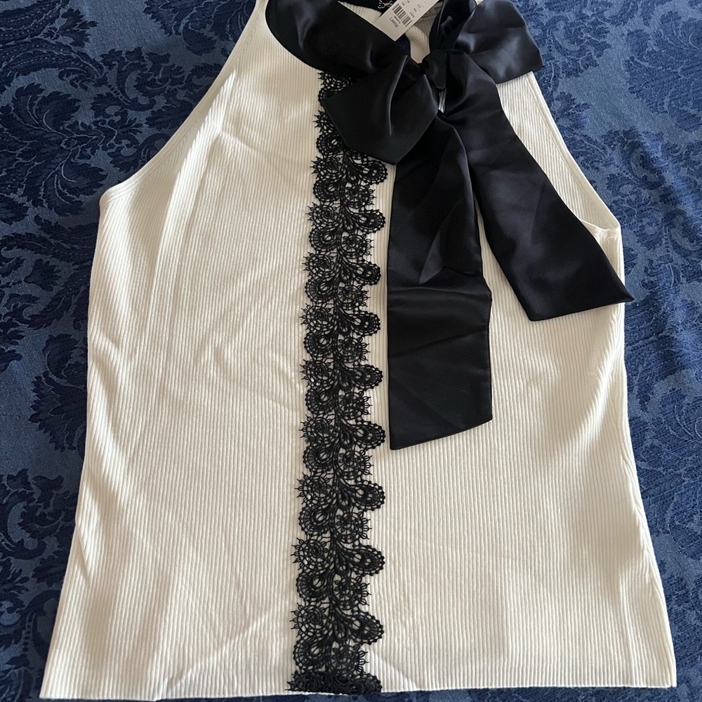 NY&C 7th Avenue Sleeveless Top